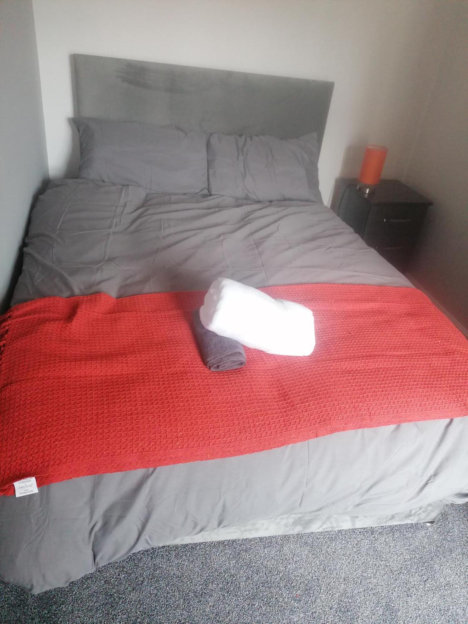 Rossy Home Of Relaxations Stoke-on-Trent Dış mekan fotoğraf